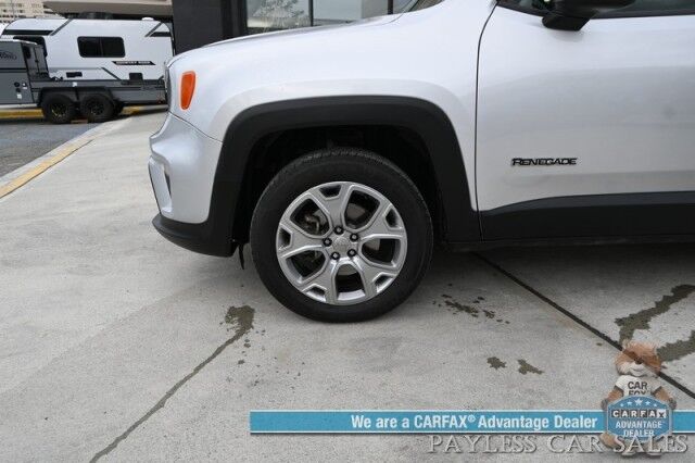 2019 Jeep Renegade Limited / 4X4 / Automatic / Auto Start / Power & Heated Leather Seats / Heated Steering Wheel / NAV / Apple CarPlay & Android Auto / Back Up Camera / Keyless Entry & Start / Tow Pkg / 29 MPG / 1-Owner Anchorage AK