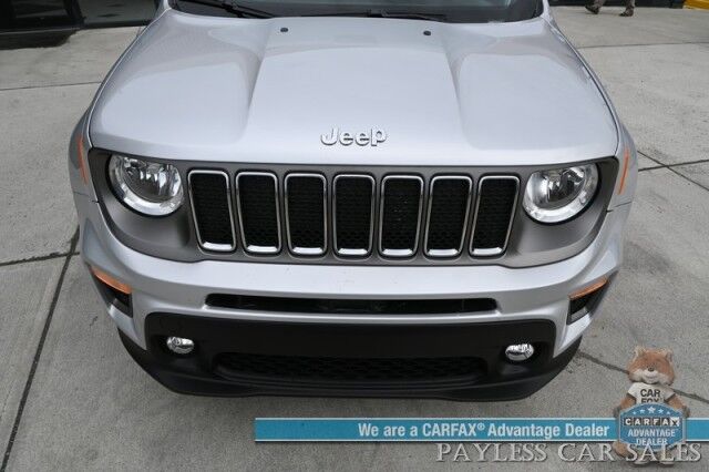 2019 Jeep Renegade Limited / 4X4 / Automatic / Auto Start / Power & Heated Leather Seats / Heated Steering Wheel / NAV / Apple CarPlay & Android Auto / Back Up Camera / Keyless Entry & Start / Tow Pkg / 29 MPG / 1-Owner Anchorage AK