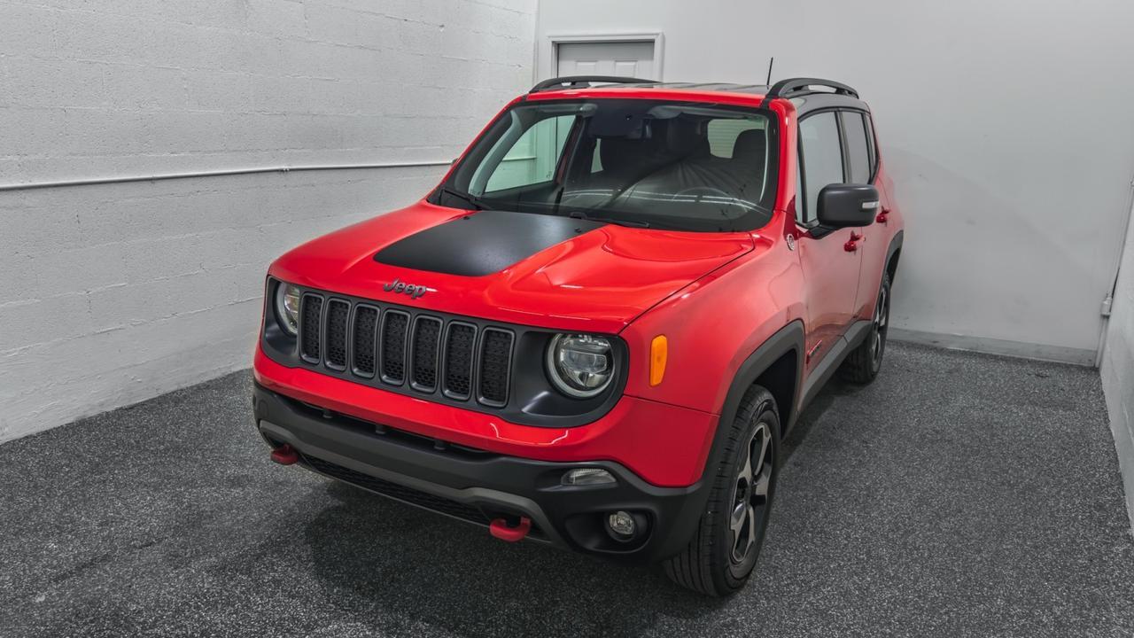 2019 Jeep Renegade Trailhawk photo 2