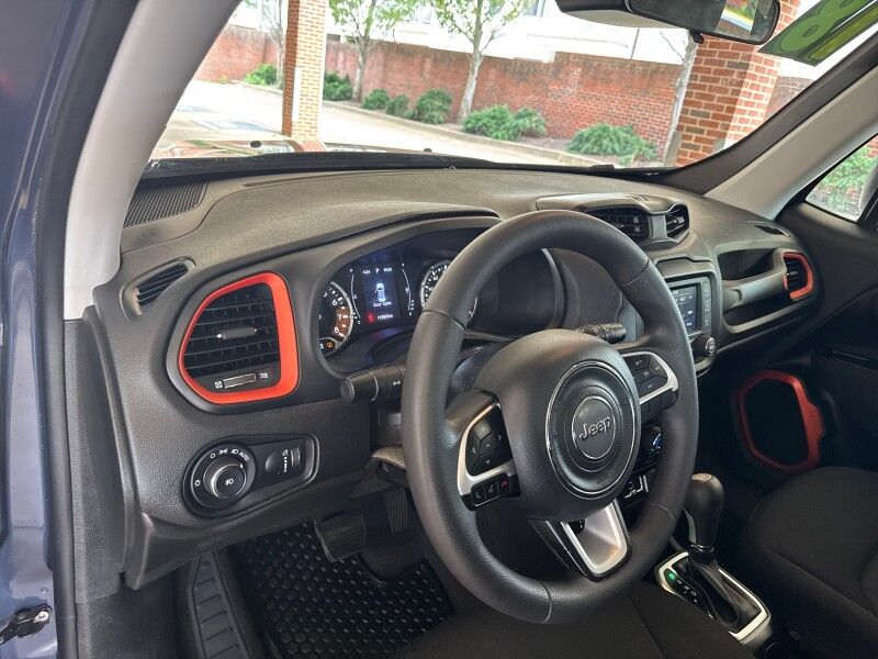 2019 Jeep Renegade Upland 4WD w/ Quick Order Package 2XN Upland Edition Arlington VA