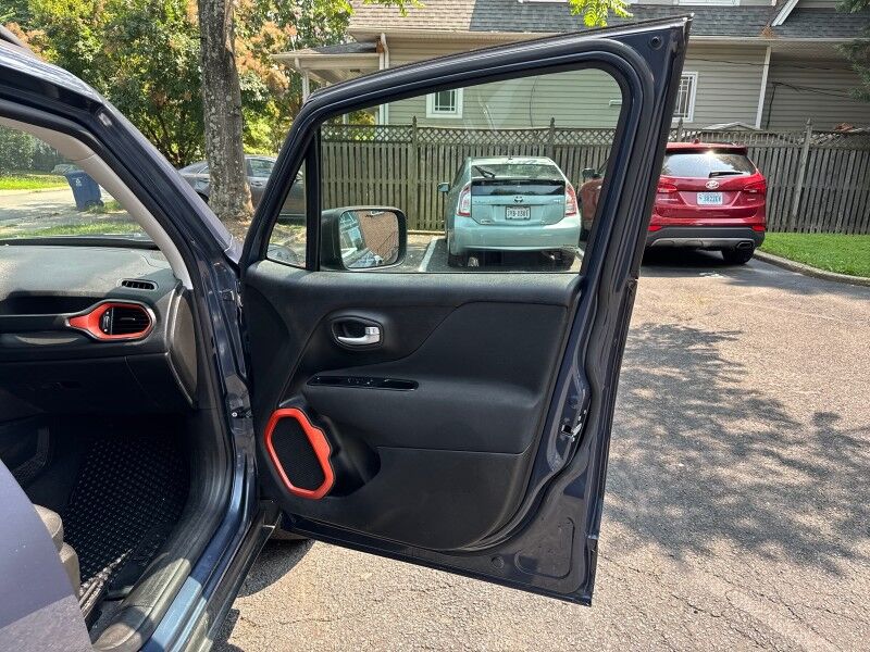 2019 Jeep Renegade Upland 4WD w/ Quick Order Package 2XN Upland Edition Arlington VA