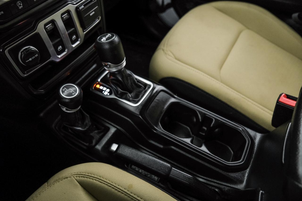 2019 Jeep Wrangler SPORT 4WD AUTOMATIC SOFT TOP CONVERTIBLE REAR CAMERA KEYLESS STA Carrollton TX