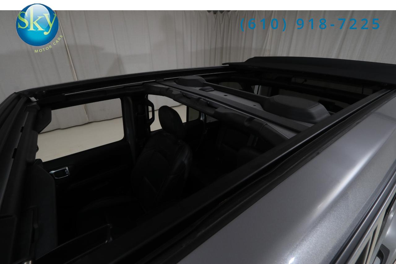 2019 Jeep Wrangler Unlimited 4WD Sahara SKY ONE-TOUCH POWER TOP West Chester PA
