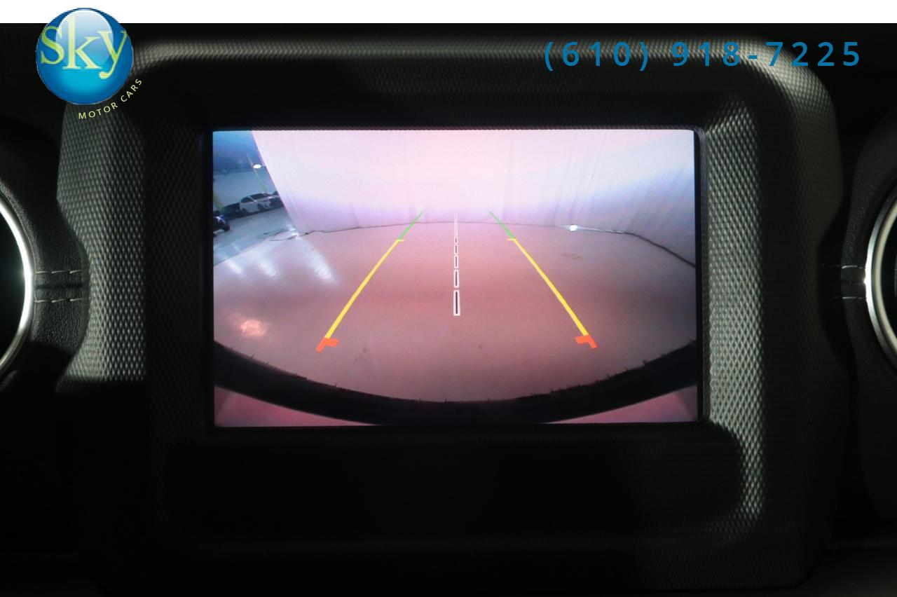 2019 Jeep Wrangler Unlimited 4WD Sahara SKY ONE-TOUCH POWER TOP West Chester PA