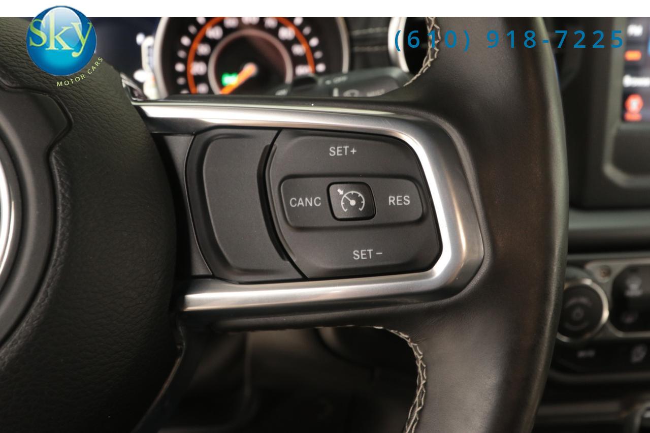 2019 Jeep Wrangler Unlimited 4WD Sahara SKY ONE-TOUCH POWER TOP West Chester PA
