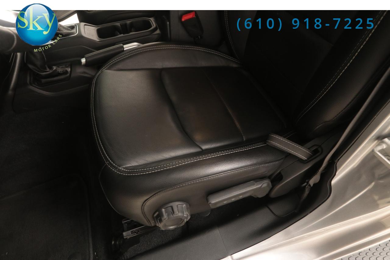 2019 Jeep Wrangler Unlimited 4WD Sahara SKY ONE-TOUCH POWER TOP West Chester PA