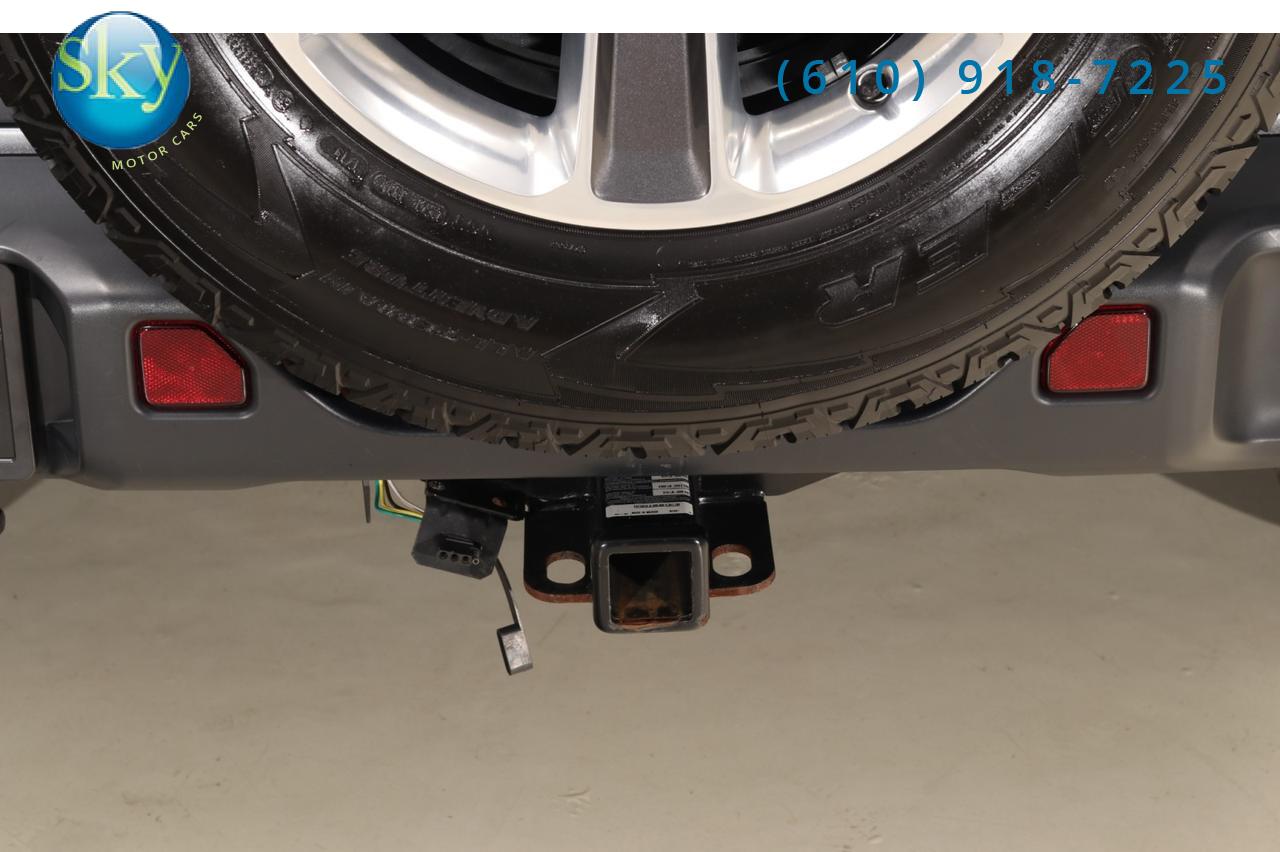 2019 Jeep Wrangler Unlimited 4WD Sahara SKY ONE-TOUCH POWER TOP West Chester PA