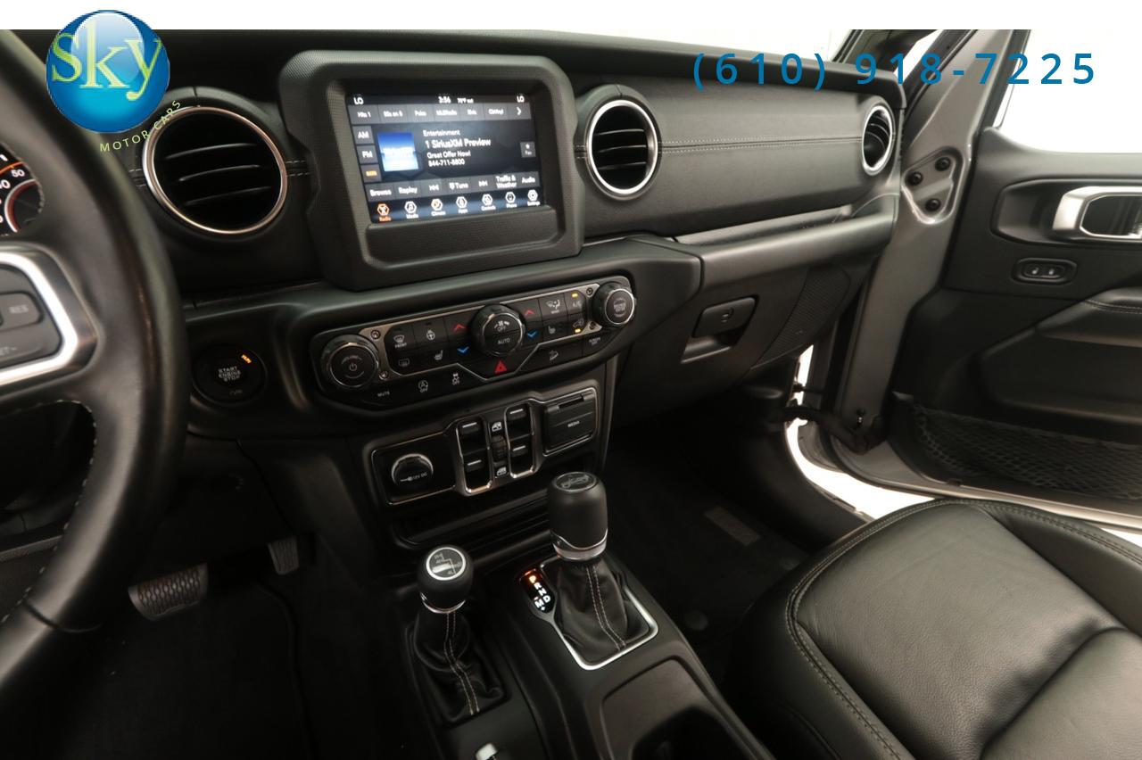 2019 Jeep Wrangler Unlimited 4WD Sahara SKY ONE-TOUCH POWER TOP West Chester PA