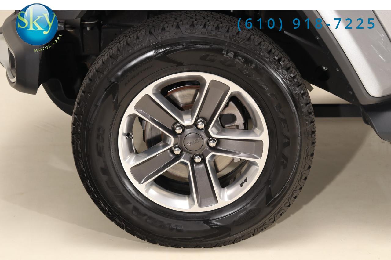 2019 Jeep Wrangler Unlimited 4WD Sahara SKY ONE-TOUCH POWER TOP West Chester PA