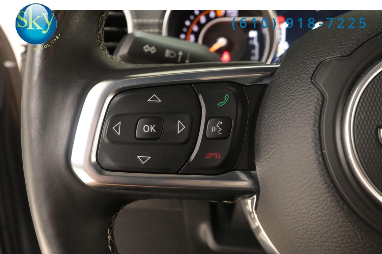 2019 Jeep Wrangler Unlimited 4WD Sahara SKY ONE-TOUCH POWER TOP West Chester PA