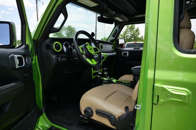 2019 Jeep Wrangler Unlimited Moab 4X4 / Sky One Power Top / Steel Front Bumper! High Point NC