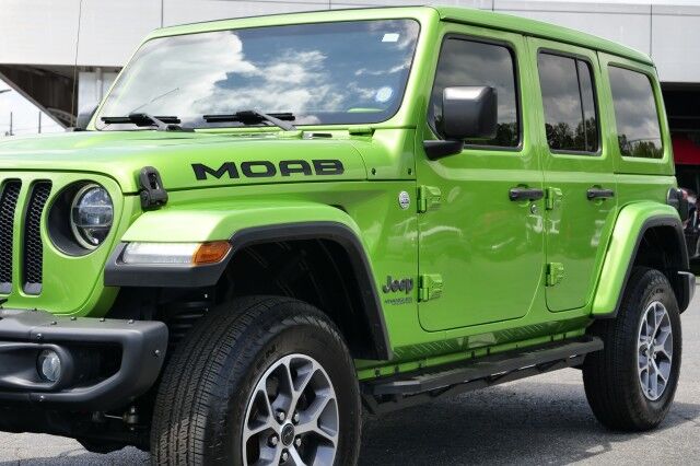 2019 Jeep Wrangler Unlimited Moab 4X4 / Sky One Power Top / Steel Front Bumper! High Point NC