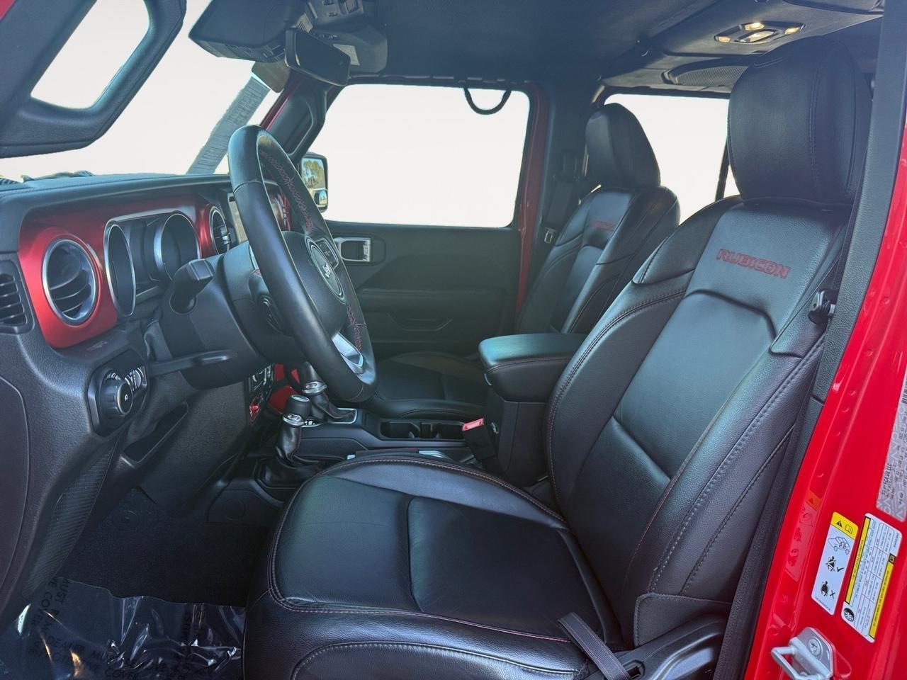 2019 Jeep Wrangler Unlimited RUBICON, 4X4, HEATED SEATS, HEATED STEERING WHEEL, ALPINE SPEAKERS, NAVIGATION, UCONNECT, BLIND SPOT ALERT, KEYLESS START, REMOTE START, CLEAN CARFAX, YOUR NEXT ADVENTURE IS WAITING!!!