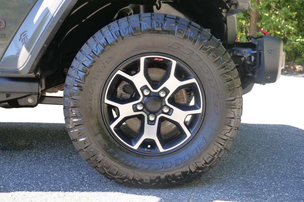 2019 Jeep Wrangler Unlimited Rubicon 4X4 / Sky One Power Top / Steel Bumper Group High Point NC