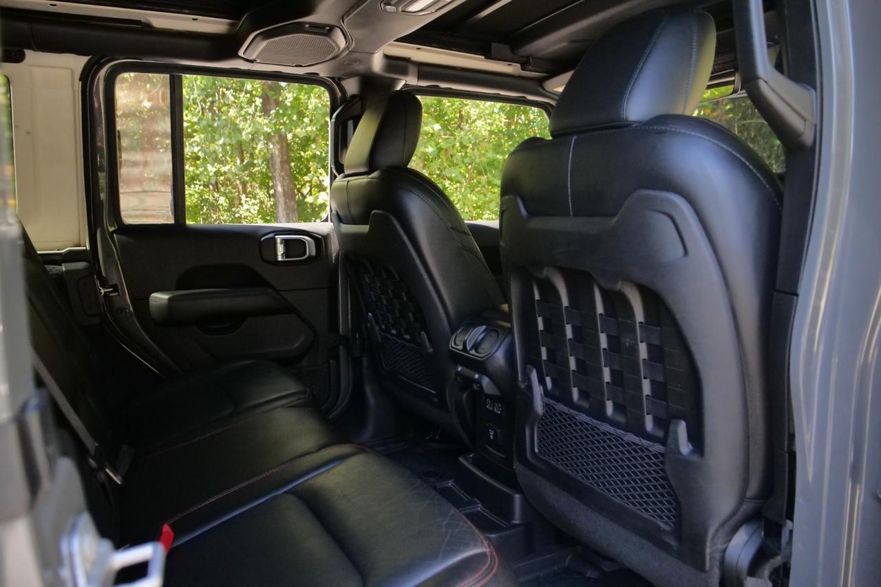 2019 Jeep Wrangler Unlimited Rubicon 4X4 / Sky One Power Top / Steel Bumper Group High Point NC