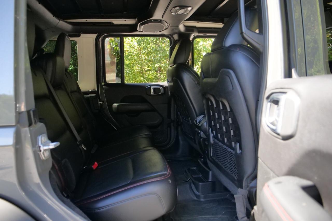 2019 Jeep Wrangler Unlimited Rubicon 4X4 / Sky One Power Top / Steel Bumper Group High Point NC
