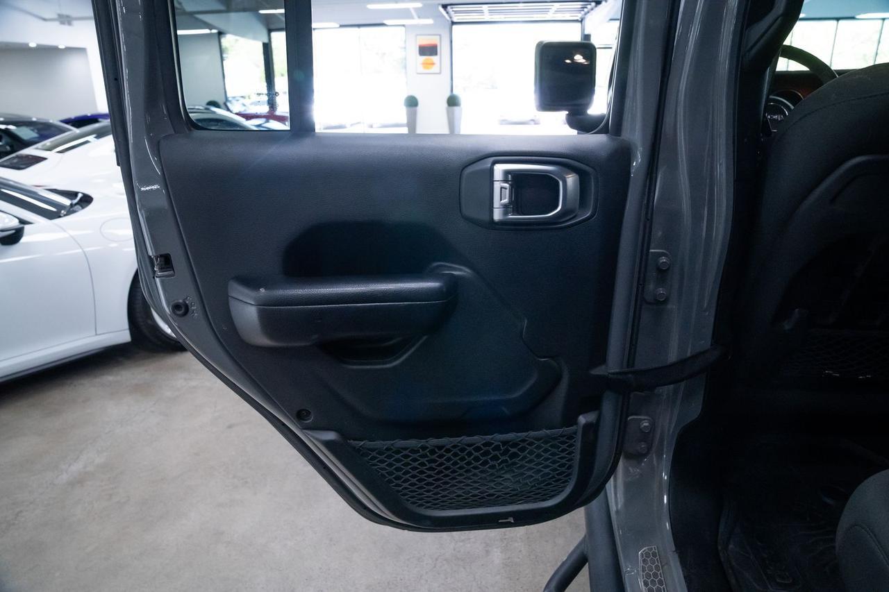 2019 Jeep Wrangler Unlimited Rubicon Dual Top Group 28R Package Portland OR