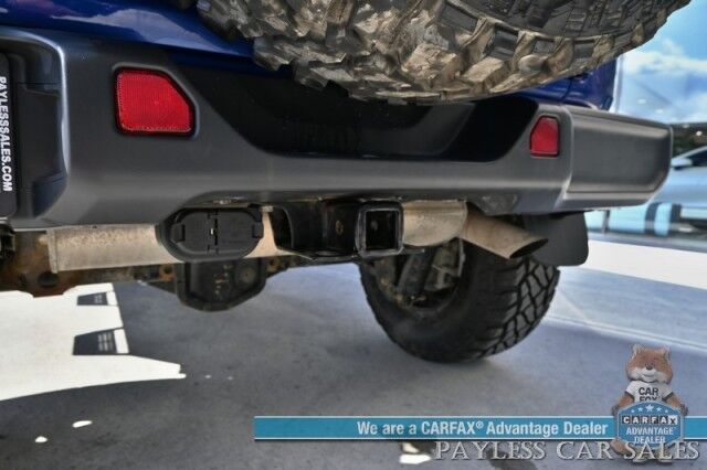 2019 Jeep Wrangler Unlimited Sahara / 4X4 / Cold Weather Pkg / Auto Start / Heated Leather Seats / Heated Steering / NAV / Alpine Speakers / Apple CarPlay & Android Auto / 3 Piece Hard Top / Fox Lift Kit & Fuel Wheels / Tow Pkg / Only 45k Miles Anchorage AK