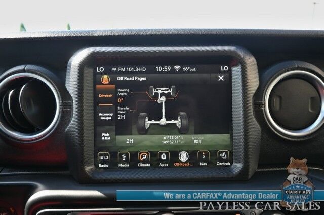 2019 Jeep Wrangler Unlimited Sahara / 4X4 / Cold Weather Pkg / Auto Start / Heated Leather Seats / Heated Steering / NAV / Alpine Speakers / Apple CarPlay & Android Auto / 3 Piece Hard Top / Fox Lift Kit & Fuel Wheels / Tow Pkg / Only 45k Miles Anchorage AK