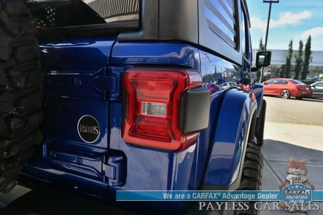 2019 Jeep Wrangler Unlimited Sahara / 4X4 / Cold Weather Pkg / Auto Start / Heated Leather Seats / Heated Steering / NAV / Alpine Speakers / Apple CarPlay & Android Auto / 3 Piece Hard Top / Fox Lift Kit & Fuel Wheels / Tow Pkg / Only 45k Miles Anchorage AK