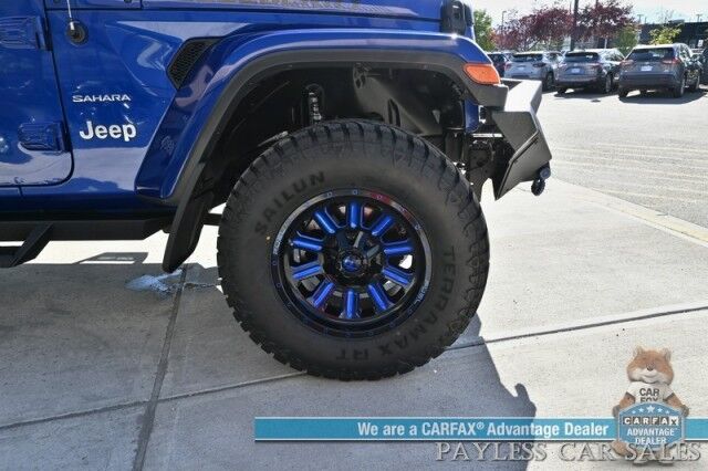 2019 Jeep Wrangler Unlimited Sahara / 4X4 / Cold Weather Pkg / Auto Start / Heated Leather Seats / Heated Steering / NAV / Alpine Speakers / Apple CarPlay & Android Auto / 3 Piece Hard Top / Fox Lift Kit & Fuel Wheels / Tow Pkg / Only 45k Miles Anchorage AK