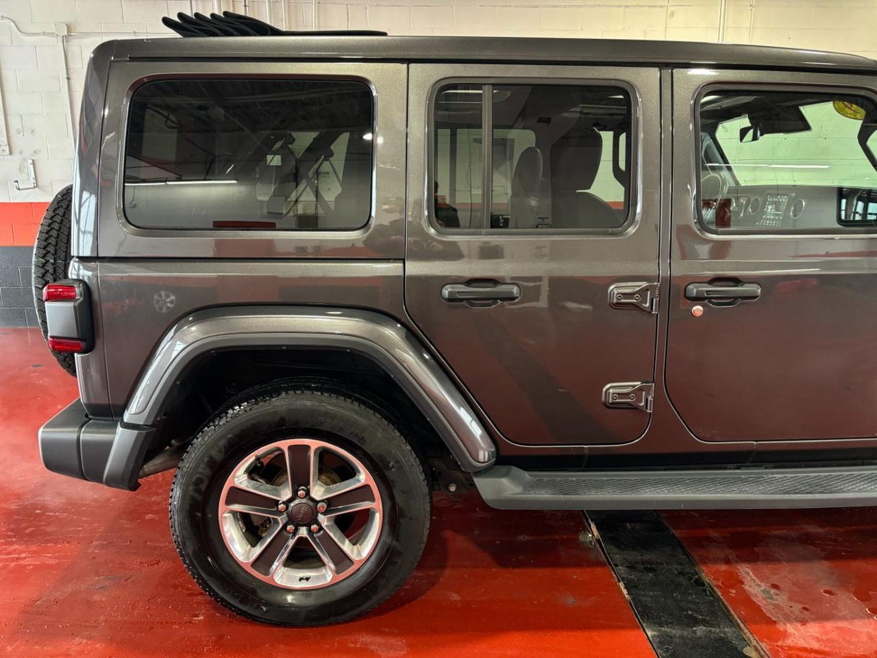 2019 Jeep Wrangler Unlimited Sahara 4x4 Franklin OH