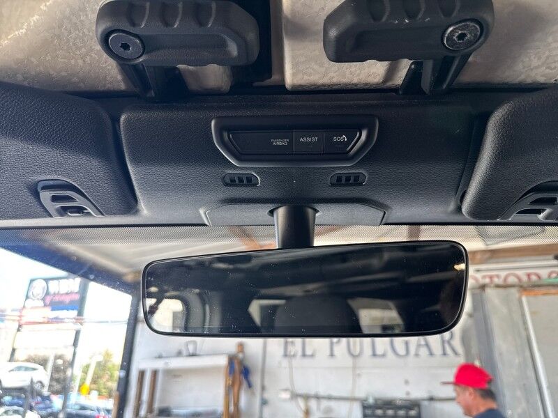 2019 Jeep Wrangler Unlimited Sahara AWD/4WD w/ 8.4 Radio & Premium Auto Group Arlington VA