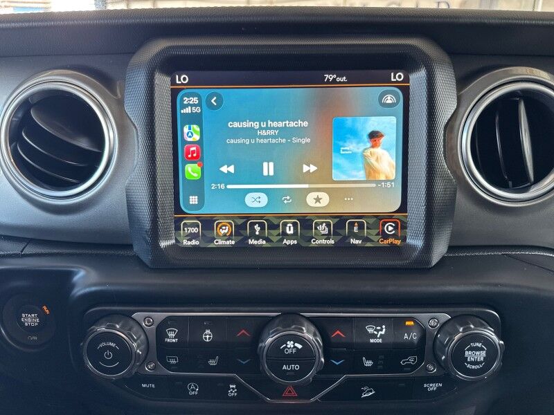 2019 Jeep Wrangler Unlimited Sahara AWD/4WD w/ 8.4 Radio & Premium Auto Group Arlington VA