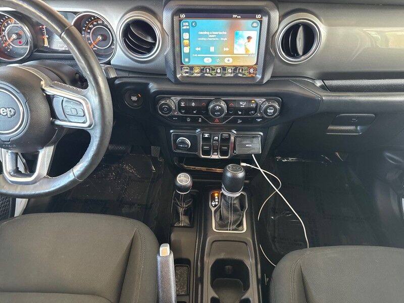 2019 Jeep Wrangler Unlimited Sahara AWD/4WD w/ 8.4 Radio & Premium Auto Group Arlington VA