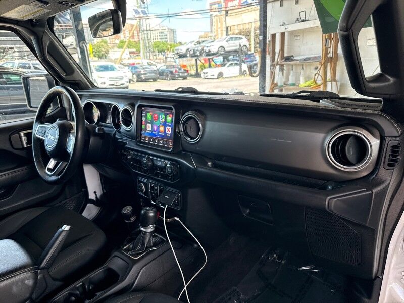 2019 Jeep Wrangler Unlimited Sahara AWD/4WD w/ 8.4 Radio & Premium Auto Group Arlington VA