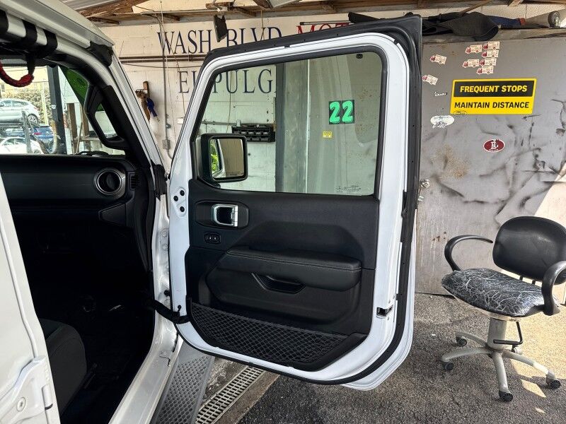 2019 Jeep Wrangler Unlimited Sahara AWD/4WD w/ 8.4 Radio & Premium Auto Group Arlington VA