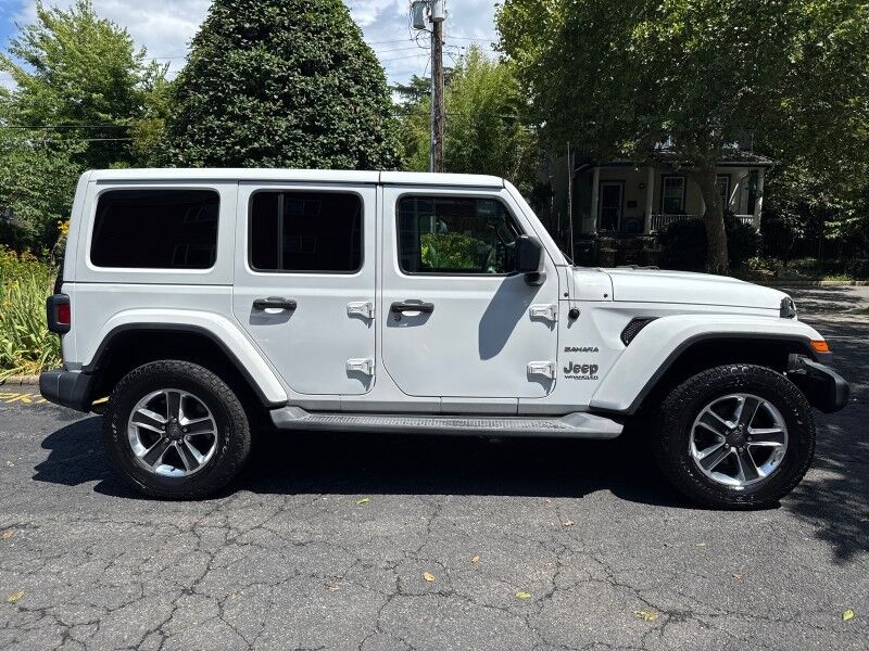 2019 Jeep Wrangler Unlimited Sahara AWD/4WD w/ 8.4 Radio & Premium Auto Group Arlington VA