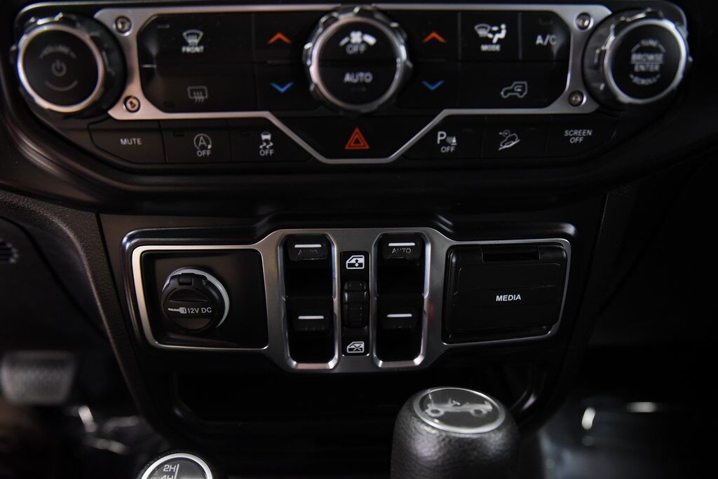 2019 Jeep Wrangler Unlimited Sahara Akron OH