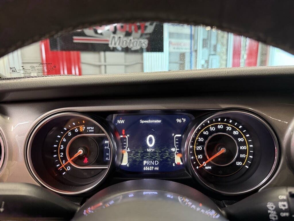 2019 Jeep Wrangler Unlimited Sahara Royal Oak MI