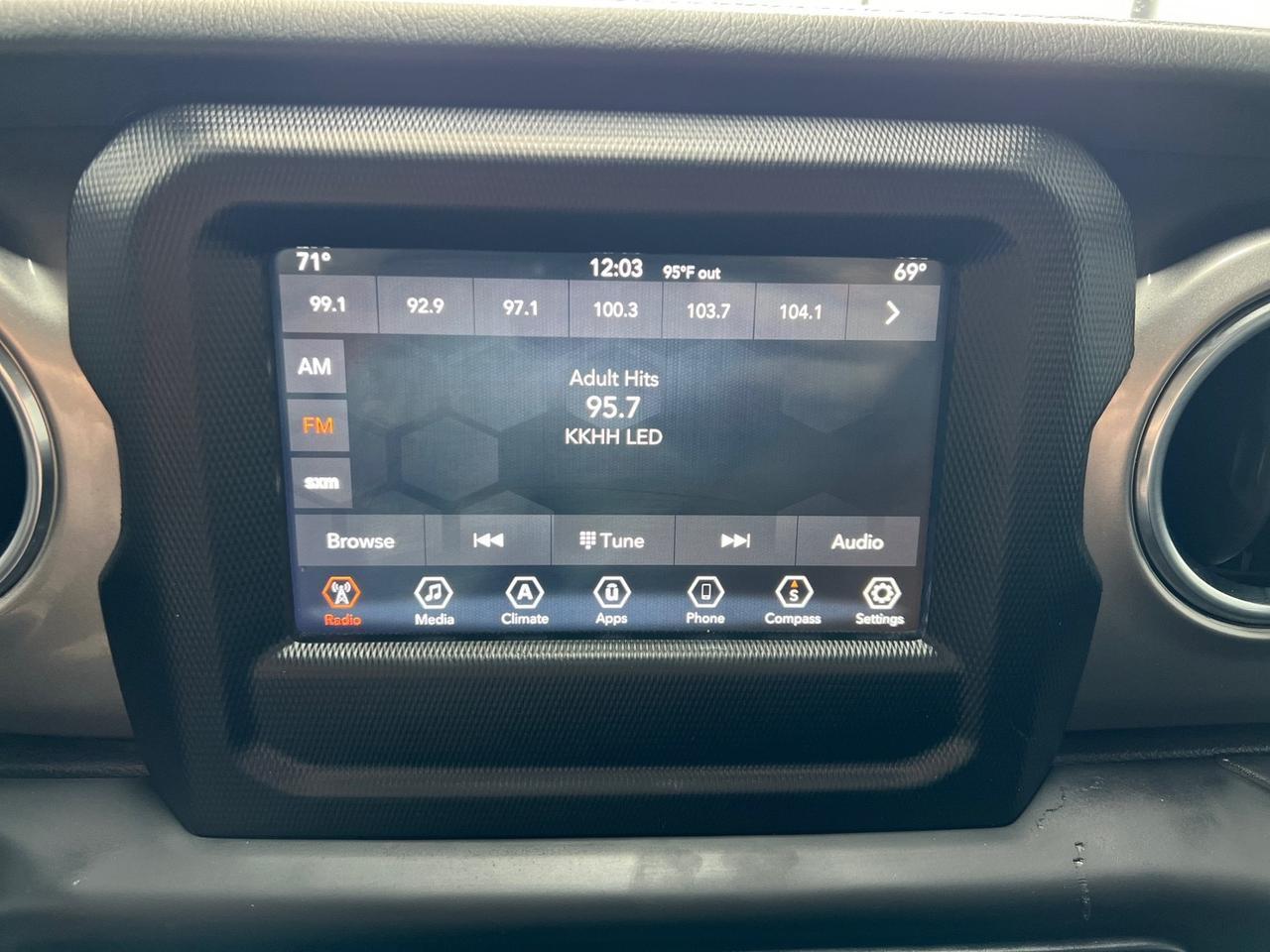 2019 Jeep Wrangler Unlimited Sahara, Leather Houston TX