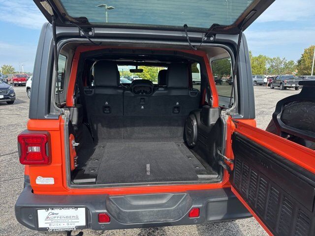 2019 Jeep Wrangler Unlimited Sahara Carbondale IL