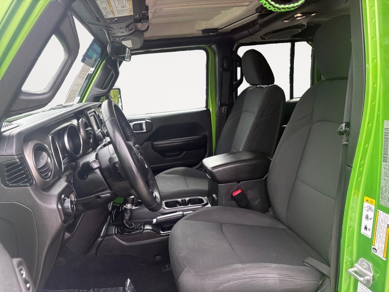 2019 Jeep Wrangler Unlimited Sport Altitude, RUNNING BOARDS, BACKUP CAMERA WITH PARKING SENSORS, REMOTE KEYLESS ENTRY, BLUETOOTH, TOW PACKAGE, GO GREEN THIS SUMMER IN A JEEP! Virginia Beach VA