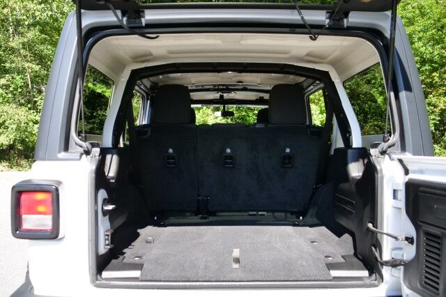 2019 Jeep Wrangler Unlimited Sport S 4X4 / TECH Group / Hard Top / Upgrades! High Point NC