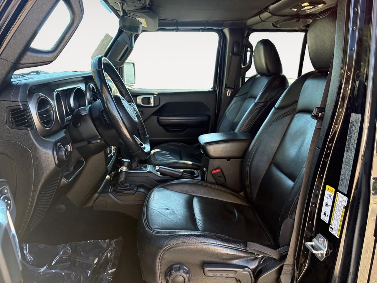 2019 Jeep Wrangler Unlimited Sport S, MT, RUNNING BOARDS, TOW PACKAGE, BACKUP CAMERA, FENDER FLARES, KEYLESS START, HEATED SEATS & STEERING WHEEL, APPLE CARPLAY/ANDROID AUTO, RUGGED RIDGE CUSTOM RIMS, LOW MILES, CLEAN CARFAX, WRANGLE THIS JEEP! Virginia Beach VA