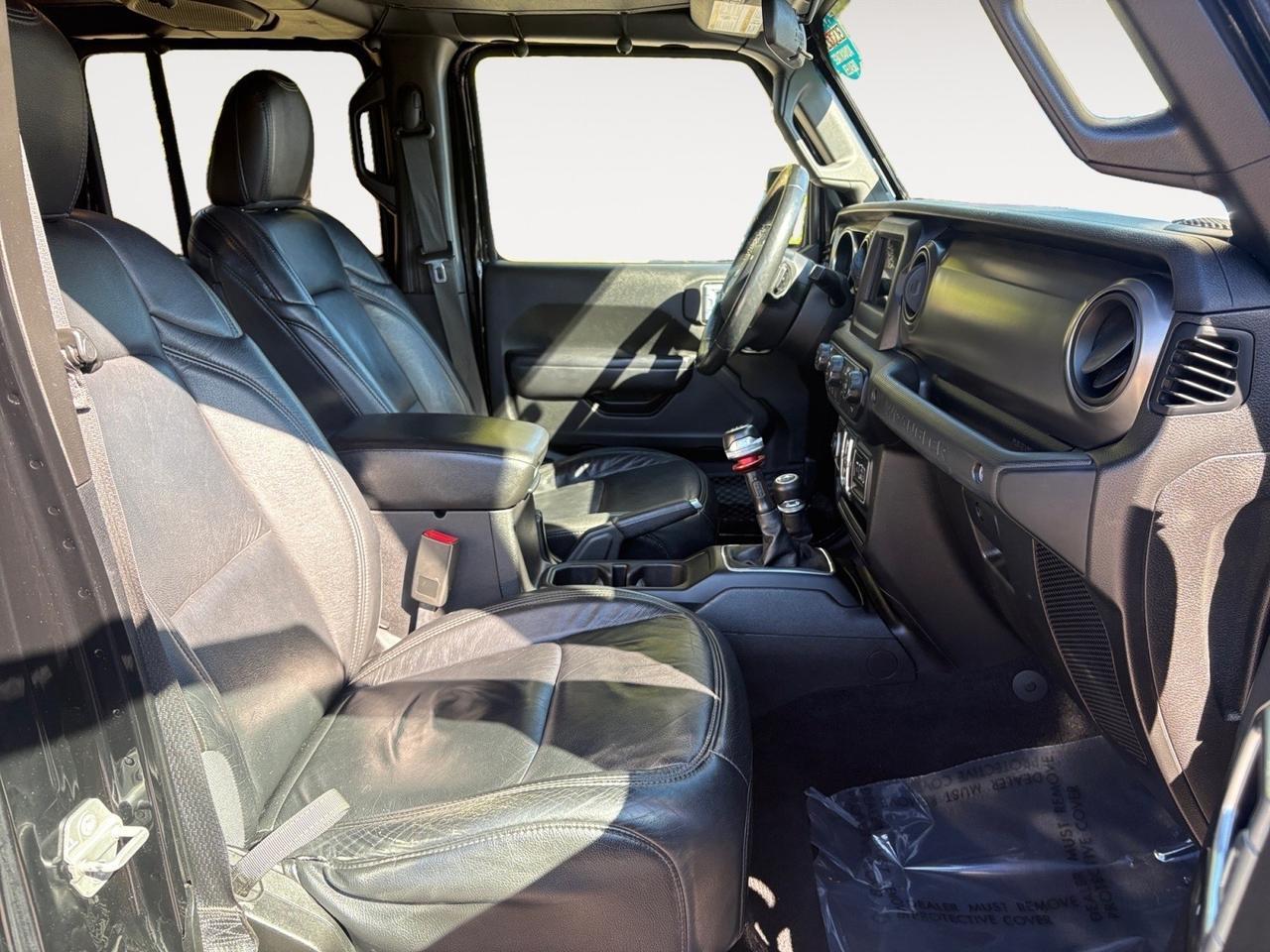 2019 Jeep Wrangler Unlimited Sport S, MT, RUNNING BOARDS, TOW PACKAGE, BACKUP CAMERA, FENDER FLARES, KEYLESS START, HEATED SEATS & STEERING WHEEL, APPLE CARPLAY/ANDROID AUTO, RUGGED RIDGE CUSTOM RIMS, LOW MILES, CLEAN CARFAX, WRANGLE THIS JEEP! Virginia Beach VA