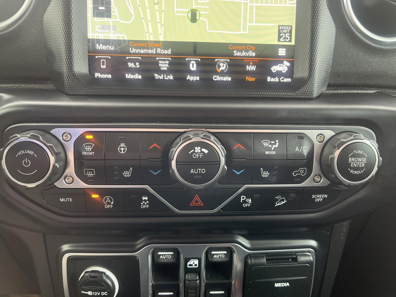 2019 Jeep Wrangler Unlimited Unlimited Moab 4WD ColdWx TrailerTow DualTopGroups w/Nav AdptvCrz HtdLthr HtdStrngWhl RemoteStart Saukville WI