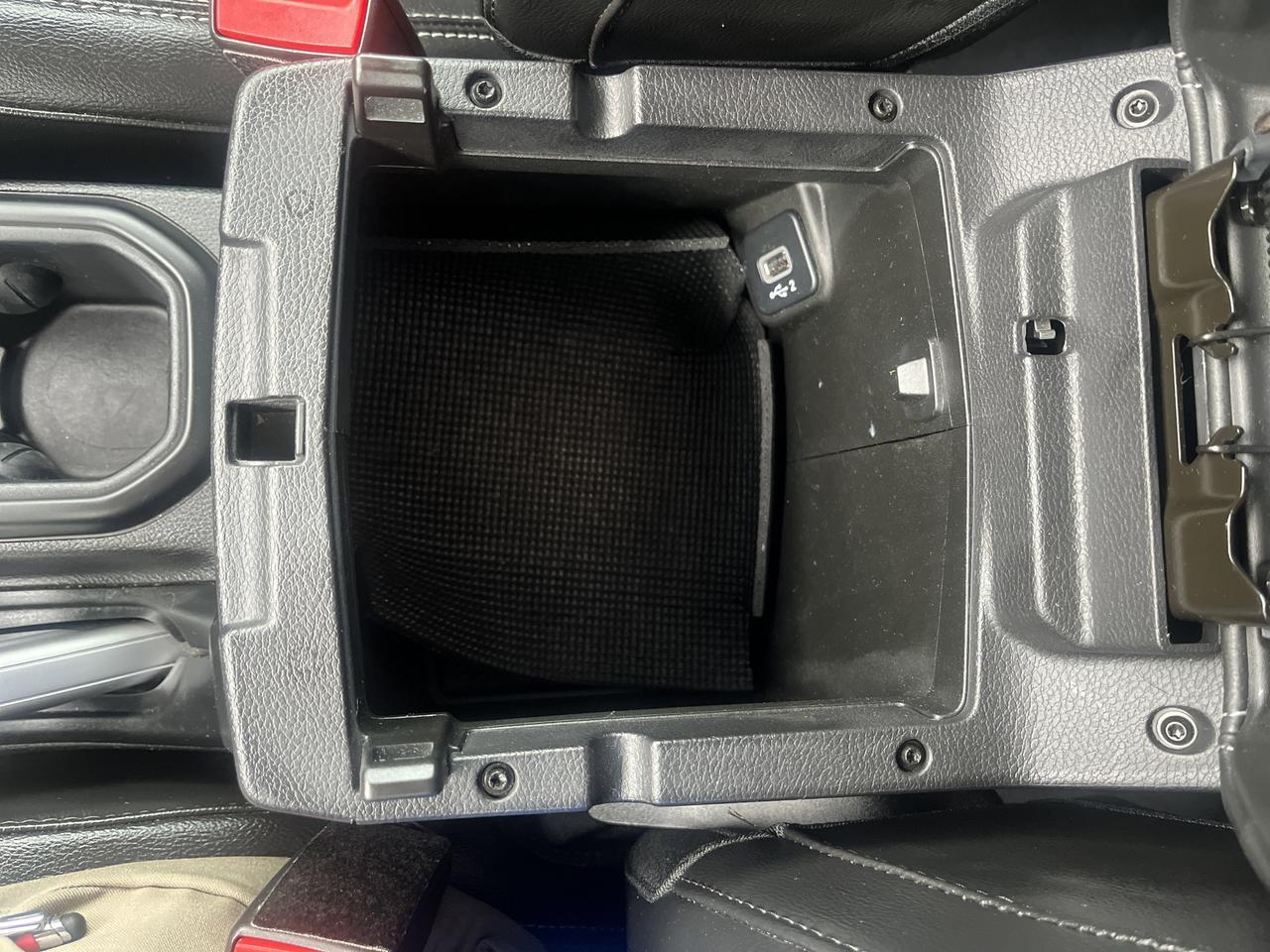 2019 Jeep Wrangler Unlimited Unlimited Moab 4WD ColdWx TrailerTow DualTopGroups w/Nav AdptvCrz HtdLthr HtdStrngWhl RemoteStart Saukville WI