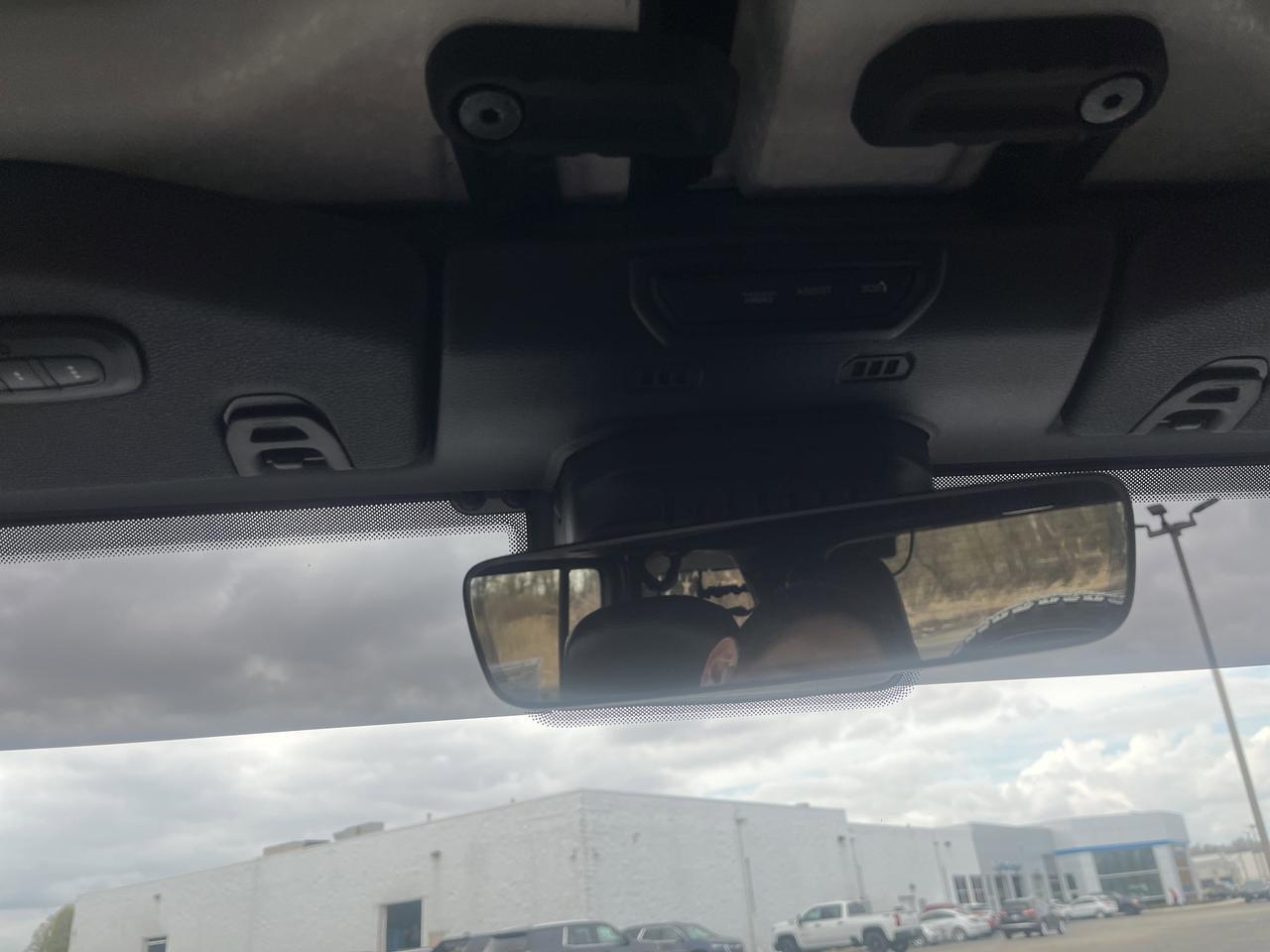 2019 Jeep Wrangler Unlimited Unlimited Moab 4WD ColdWx TrailerTow DualTopGroups w/Nav AdptvCrz HtdLthr HtdStrngWhl RemoteStart Saukville WI