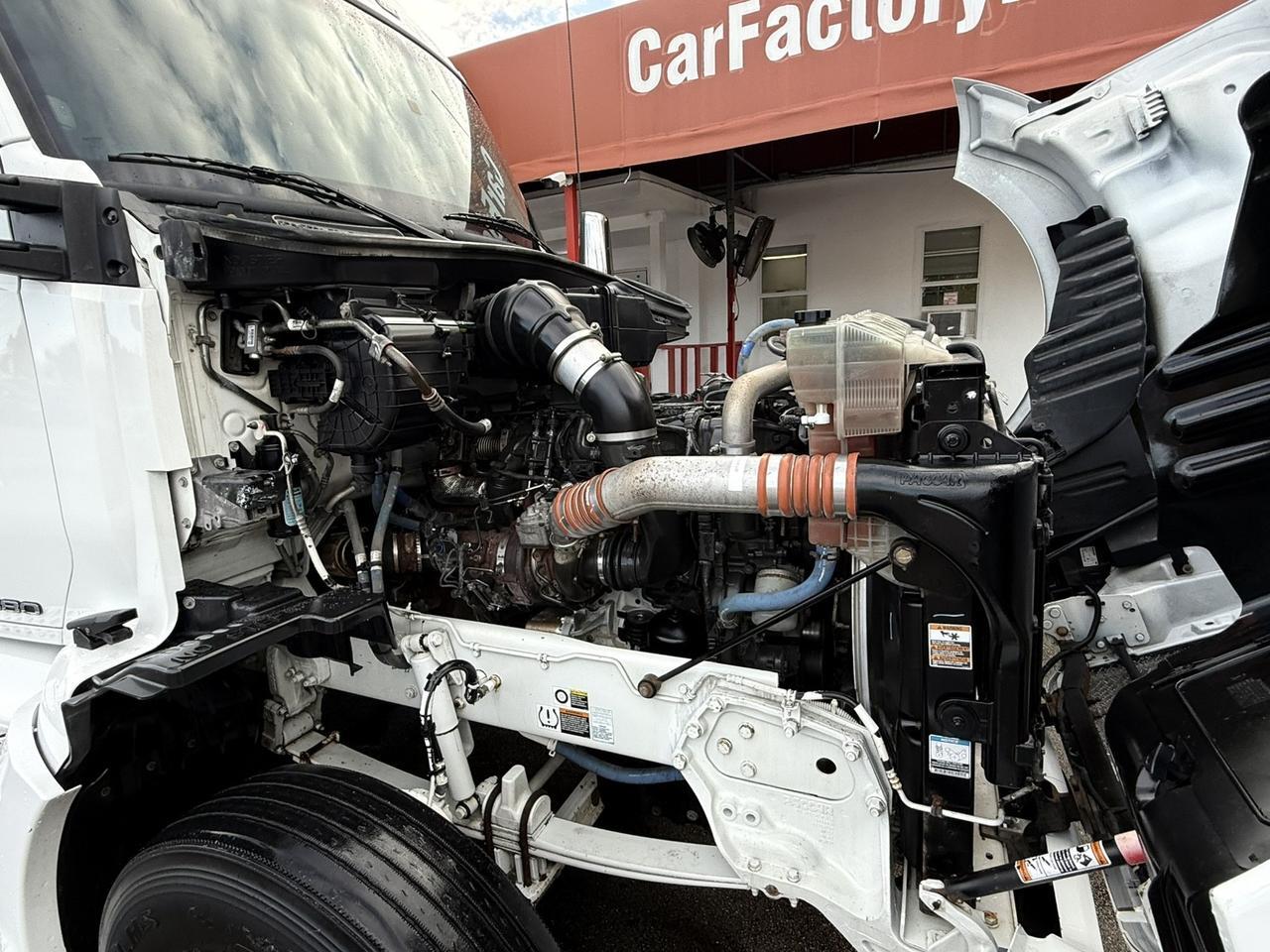 2019 KENWORTH T680 PACCAR MX13 Hollywood FL