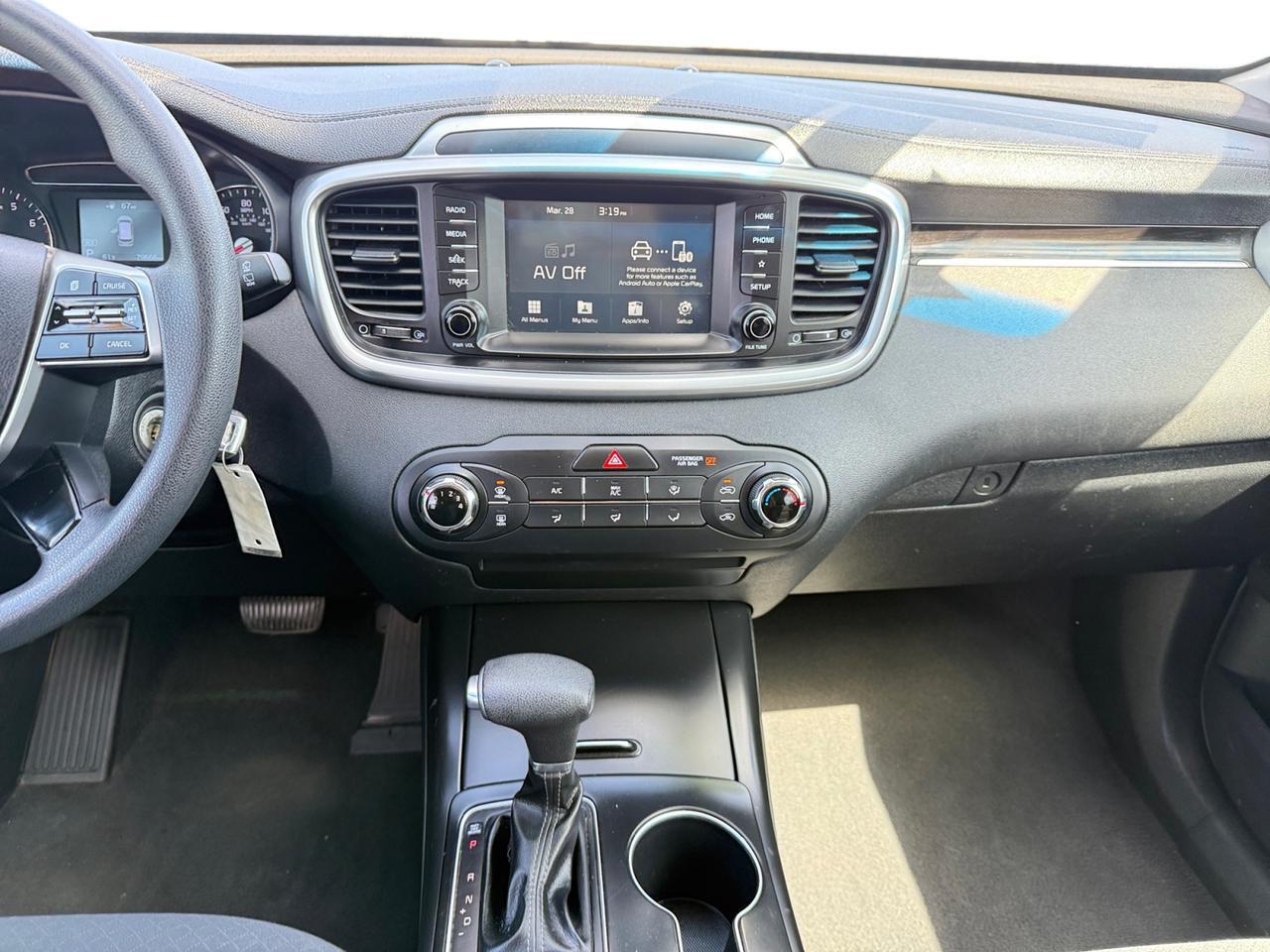 2019 KIA SORENTO LX; L Kansas City MO
