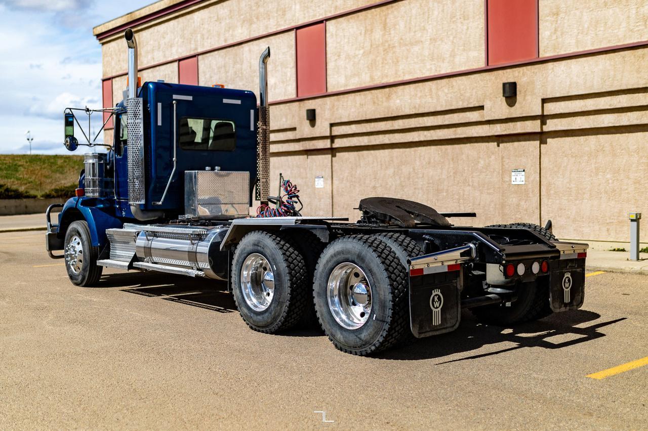 2019 Kenworth T-800 Extended Day Cab Tractor Heavy Spec Diesel Red Deer AB