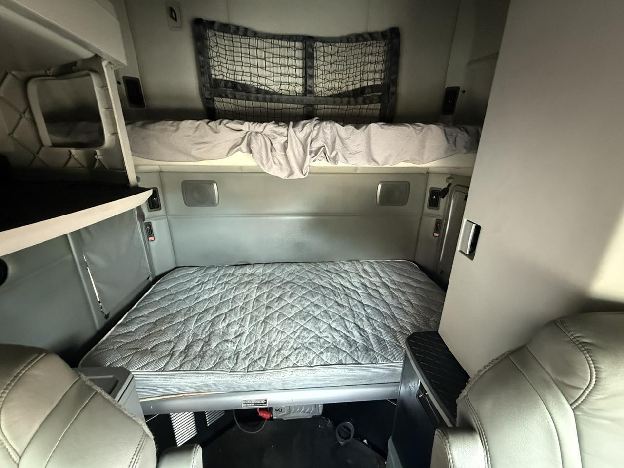 2019 Kenworth T680 Paccar MX13 Hollywood FL