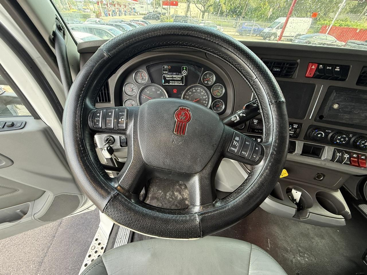 2019 Kenworth T680 Paccar MX13 Hollywood FL