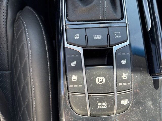 2019 Kia Cadenza Limited Carbondale IL
