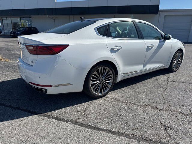 2019 Kia Cadenza Limited Carbondale IL
